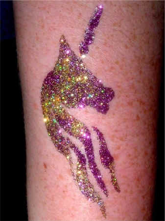 UnicornPurple.JPG (103980 bytes)