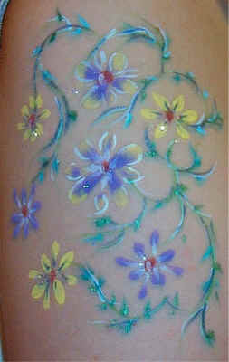 FlowerTattoo.jpg (83249 bytes)