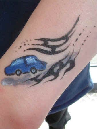 CarBlue.JPG (84727 bytes)