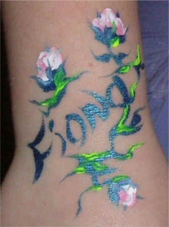 Fiona.JPG (77527 bytes)