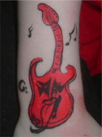 GuitarRed.JPG (63661 bytes)
