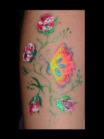 RosesUVPinkYellBFly.JPG (58970 bytes)