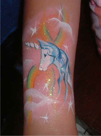 UnicornClouds.JPG (83263 bytes)