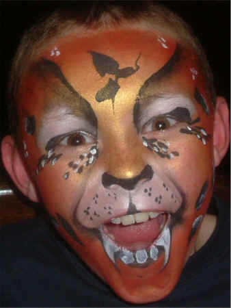 LeopardBronzeRight.JPG (88922 bytes)