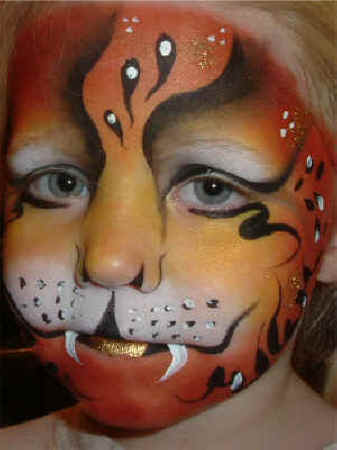 TigerOrangeGoldLeft.JPG (97779 bytes)