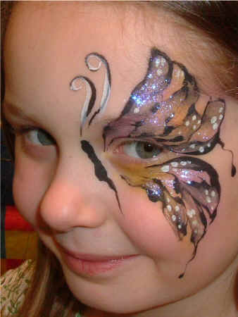 ButterflyLeft2.JPG (97887 bytes)