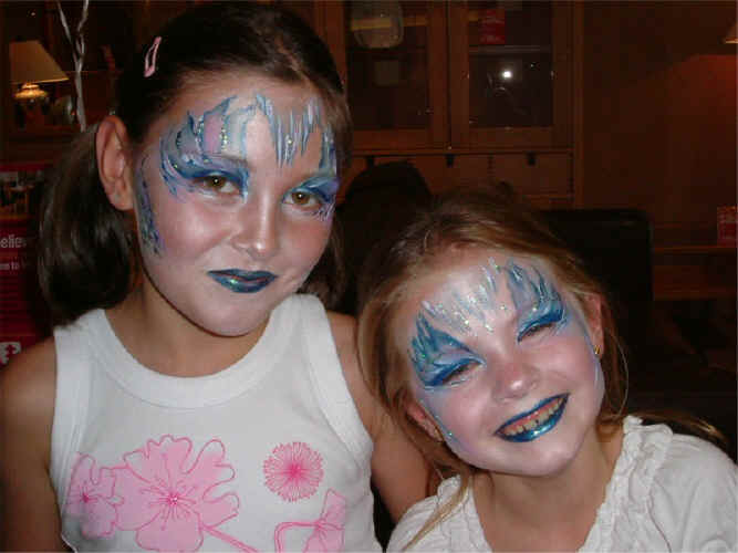 IcePricesses.JPG (110310 bytes)