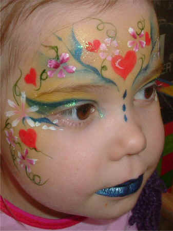 PrincessHeartRight.JPG (92873 bytes)