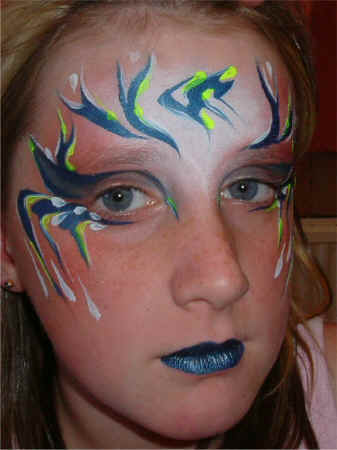 PrincessLighteningRight.JPG (92533 bytes)