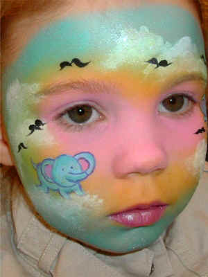 DreamyElephantsRight.JPG (98983 bytes)