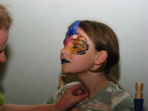 Sml008DemoFeatherGemsWorking5.jpg (170459 bytes)