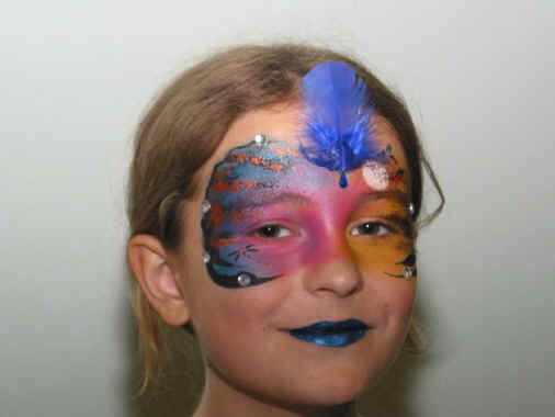 Sml011DemoFeatherGemsResultFront.jpg (174250 bytes)