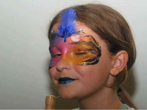 Sml012DemoFeatherGemsResultWink.jpg (63281 bytes)